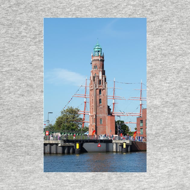 New port with Simon Loschen light tower at Sail 2015, Bremerhaven by Kruegerfoto